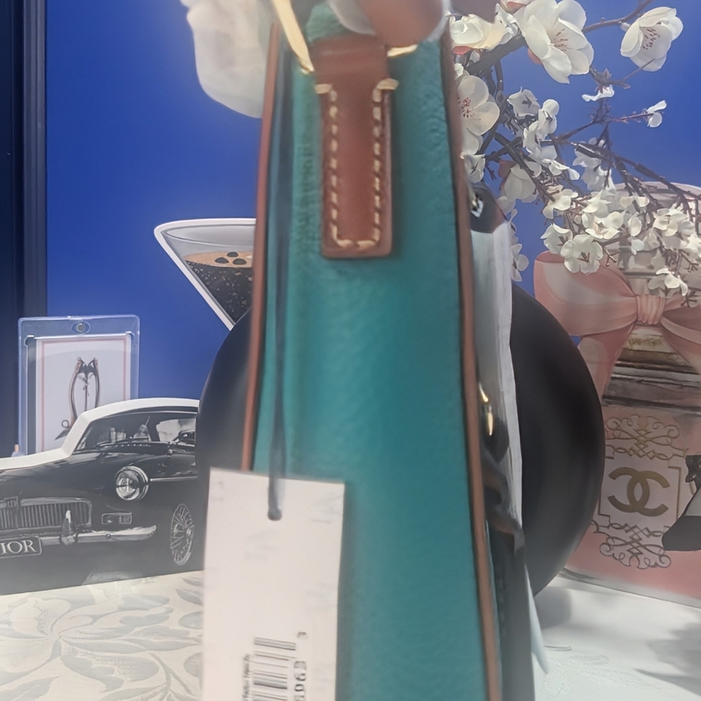 Dooney & Bourke Green Crossbody Bag - Picture 2 of 7